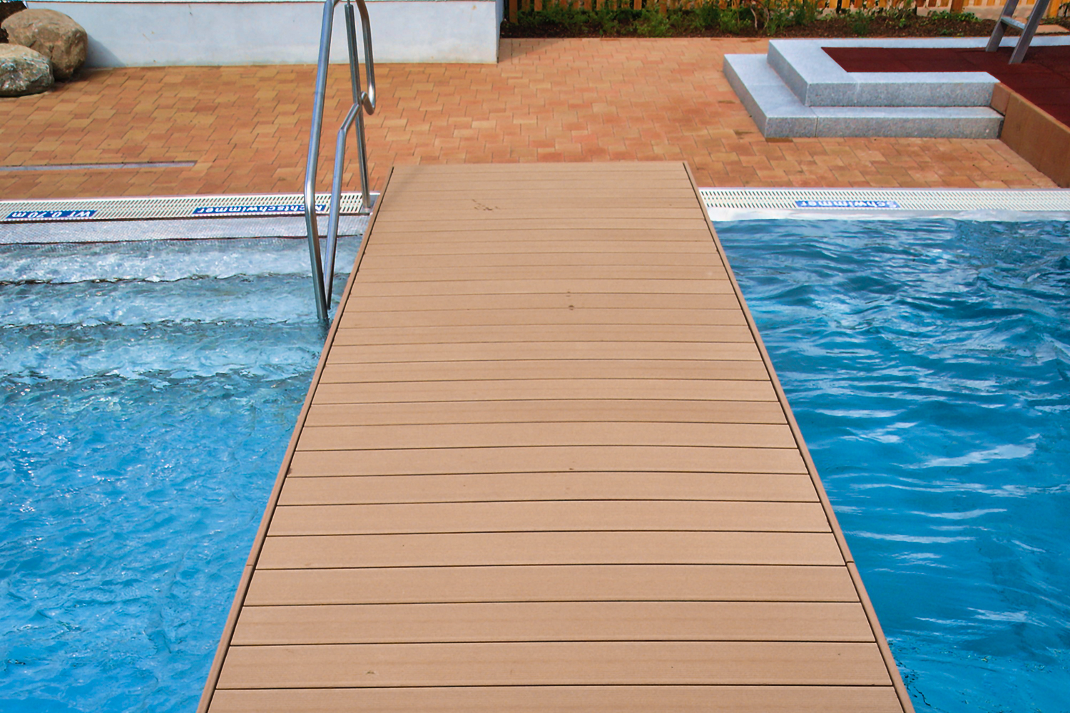 megawood Terrassensystem - Ratgeber: Poolterrasse