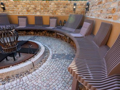 Rundbank Feuerstelle